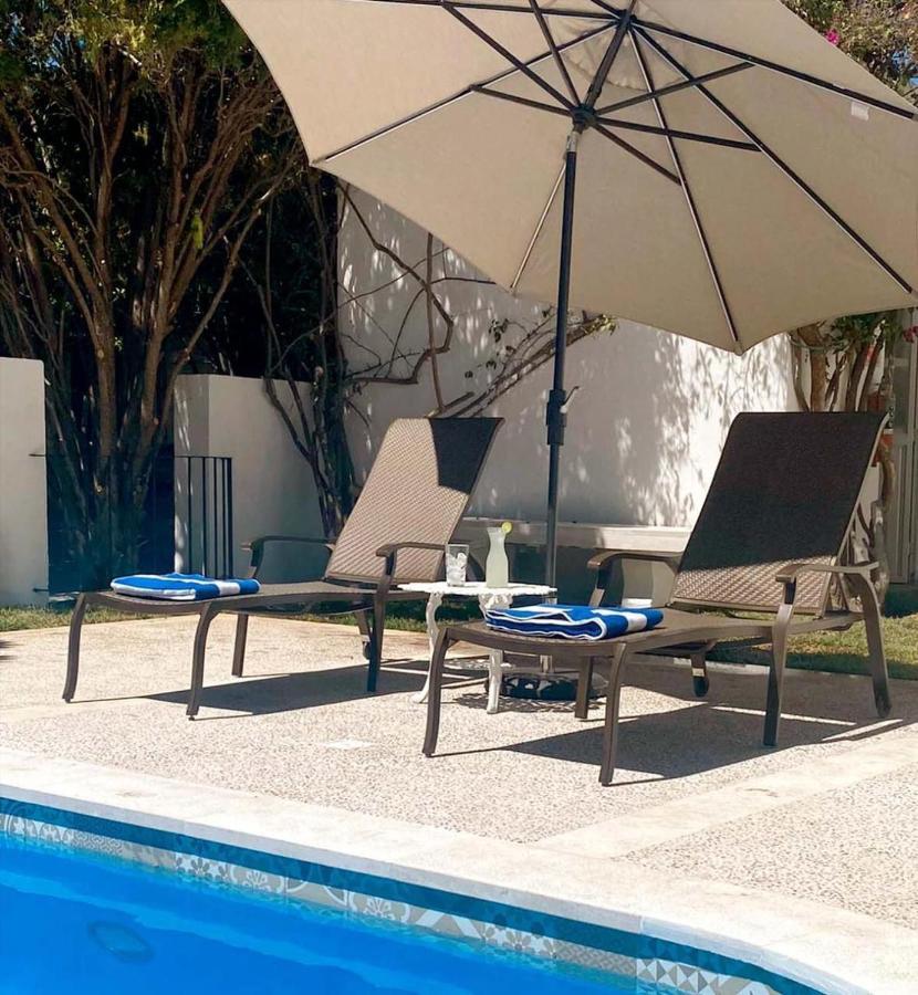 Hotel El Farol 파라스 데 라 푸엔테 외부 사진