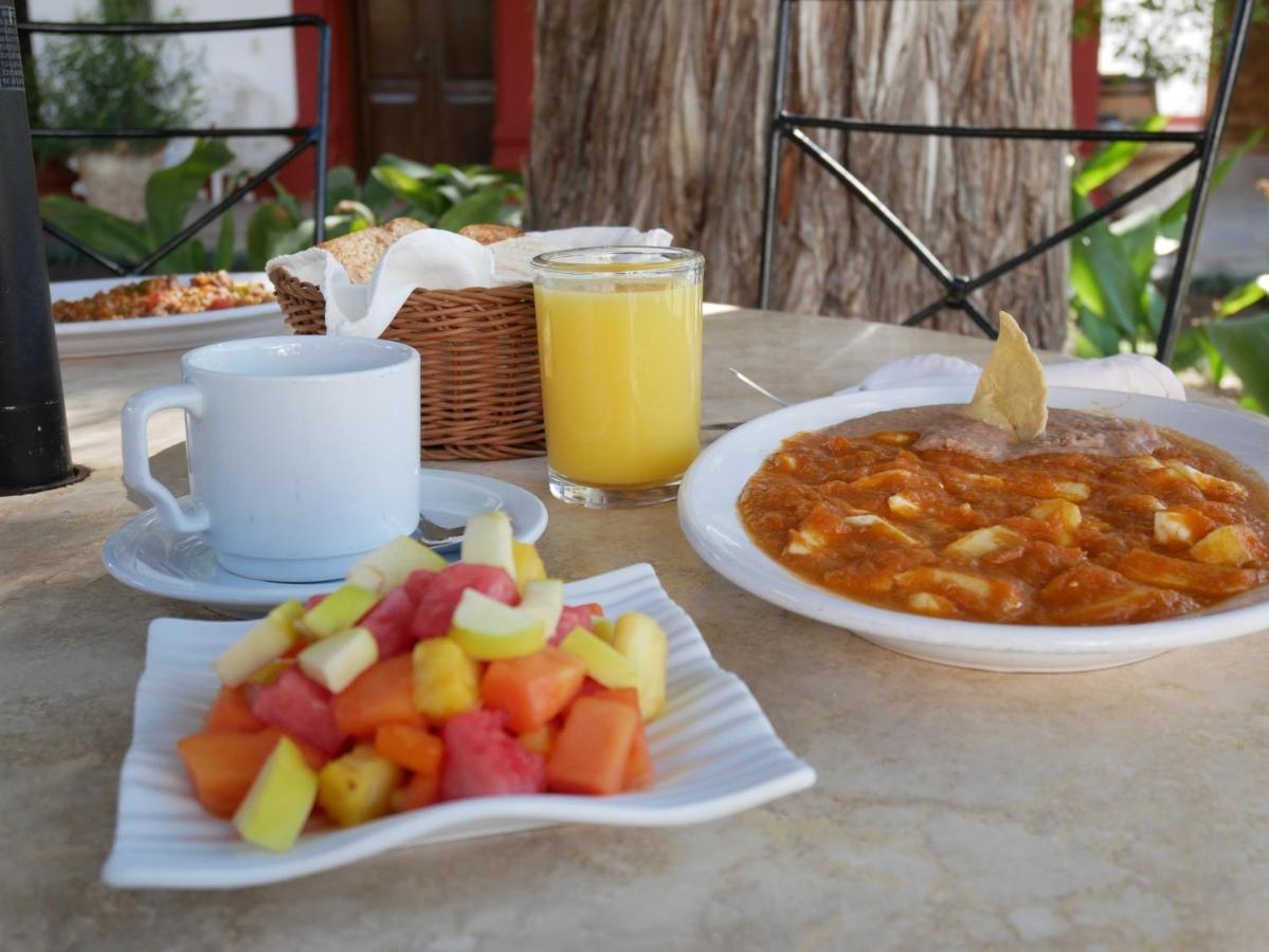 Hotel El Farol 파라스 데 라 푸엔테 외부 사진